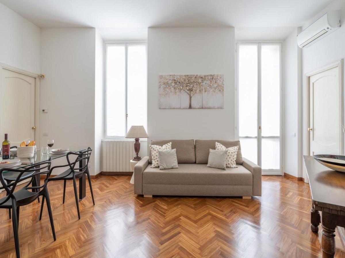 The Best Rent - Gorgeous Two-Bedroom Apartment In Porta Nuova District Milaan Buitenkant foto