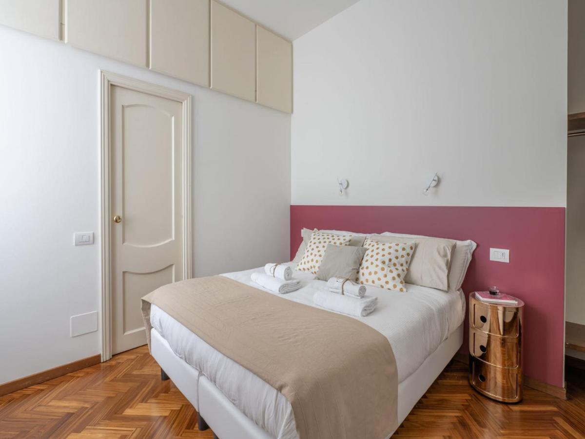 The Best Rent - Gorgeous Two-Bedroom Apartment In Porta Nuova District Milaan Buitenkant foto