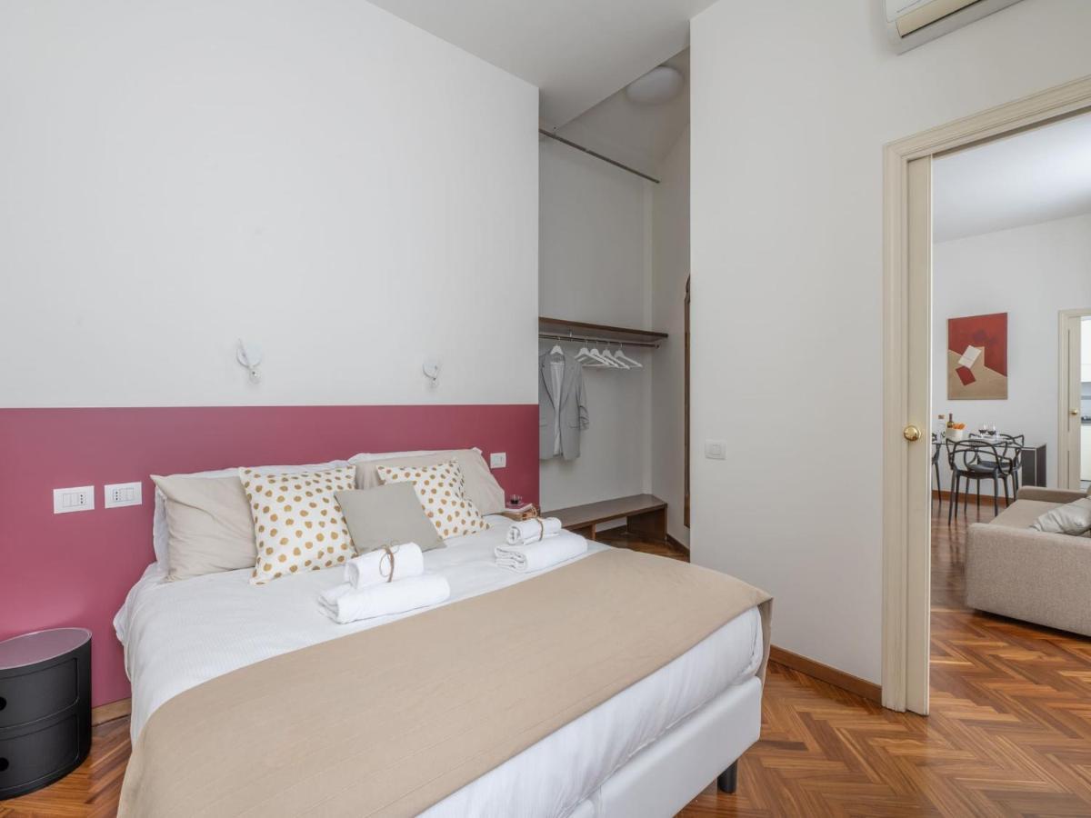 The Best Rent - Gorgeous Two-Bedroom Apartment In Porta Nuova District Milaan Buitenkant foto
